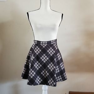 Forever 21 plaid mini skirt